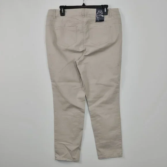 REVOLI Jeans Size 14W Tan Mid Rise Medium Wash Lift Shape Crop Beige (61) - Picture 2 of 11